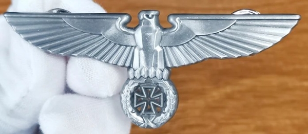 Pin - Reichsadler - silber Optik Pin - Reichsadler - silber Optik