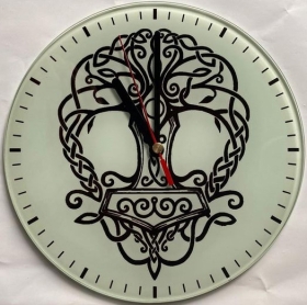 Wanduhr aus Glas - Thors Hammer mit Lebensbaum Wanduhr aus Glas - Thors Hammer mit Lebensbaum